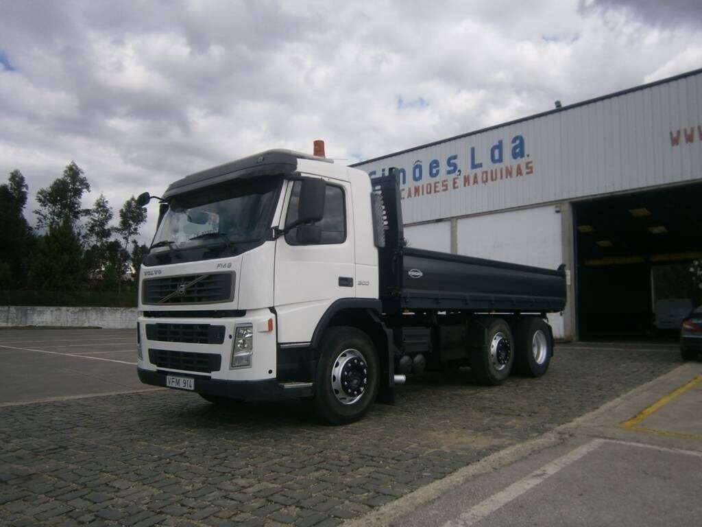 Camião basculante VOLVO FM9 300 - Photo 2
