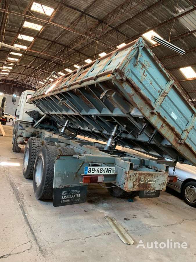 Camião basculante RENAULT G300 - Photo 3