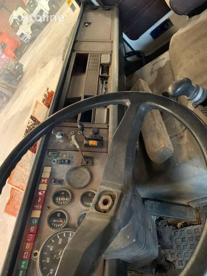 Camião basculante RENAULT G300 - Photo 5