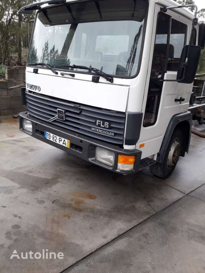 Camião chassi VOLVO FL6 10 - Photo 2